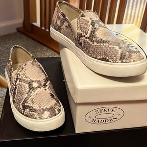 Steve Madden Symba snake slip ons!!! Size 8.5.  Excellent condition!